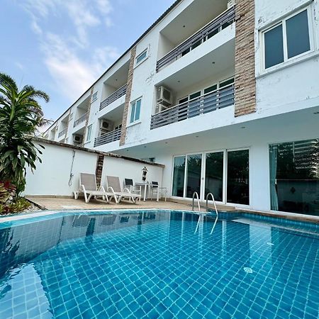 Hidden Palm Pool Villas Pattaya Esterno foto