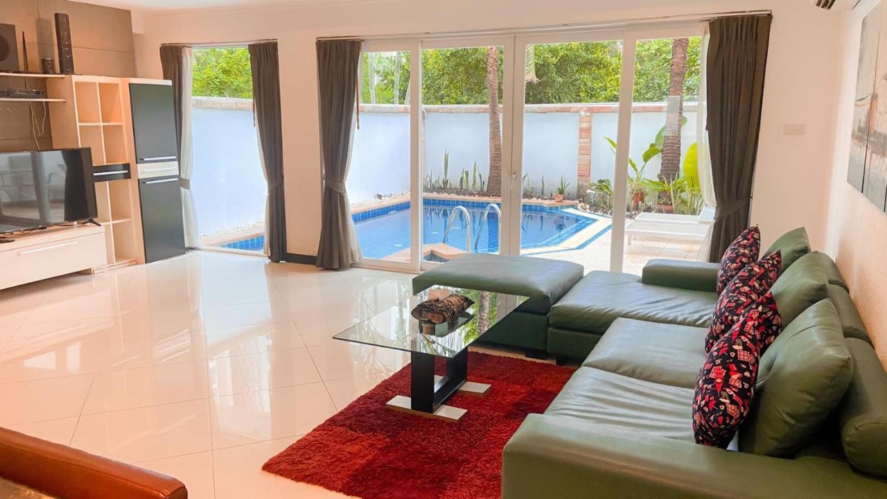 Hidden Palm Pool Villas Pattaya Esterno foto