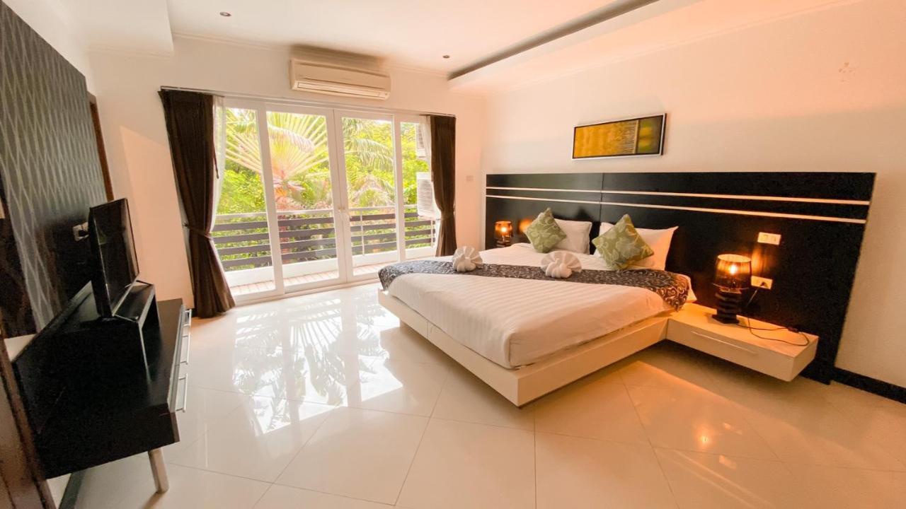 Hidden Palm Pool Villas Pattaya Esterno foto