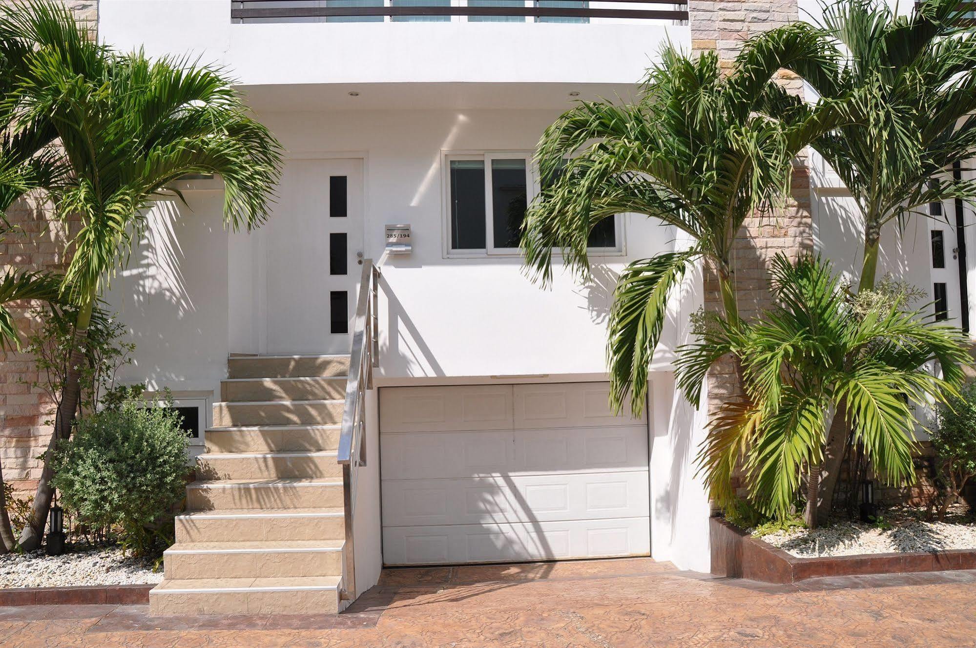 Hidden Palm Pool Villas Pattaya Esterno foto